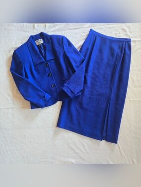 Vintage Kasper ASL 6 Petite Royal Blue 2PC Skirt Suit Old Money Power Dressing